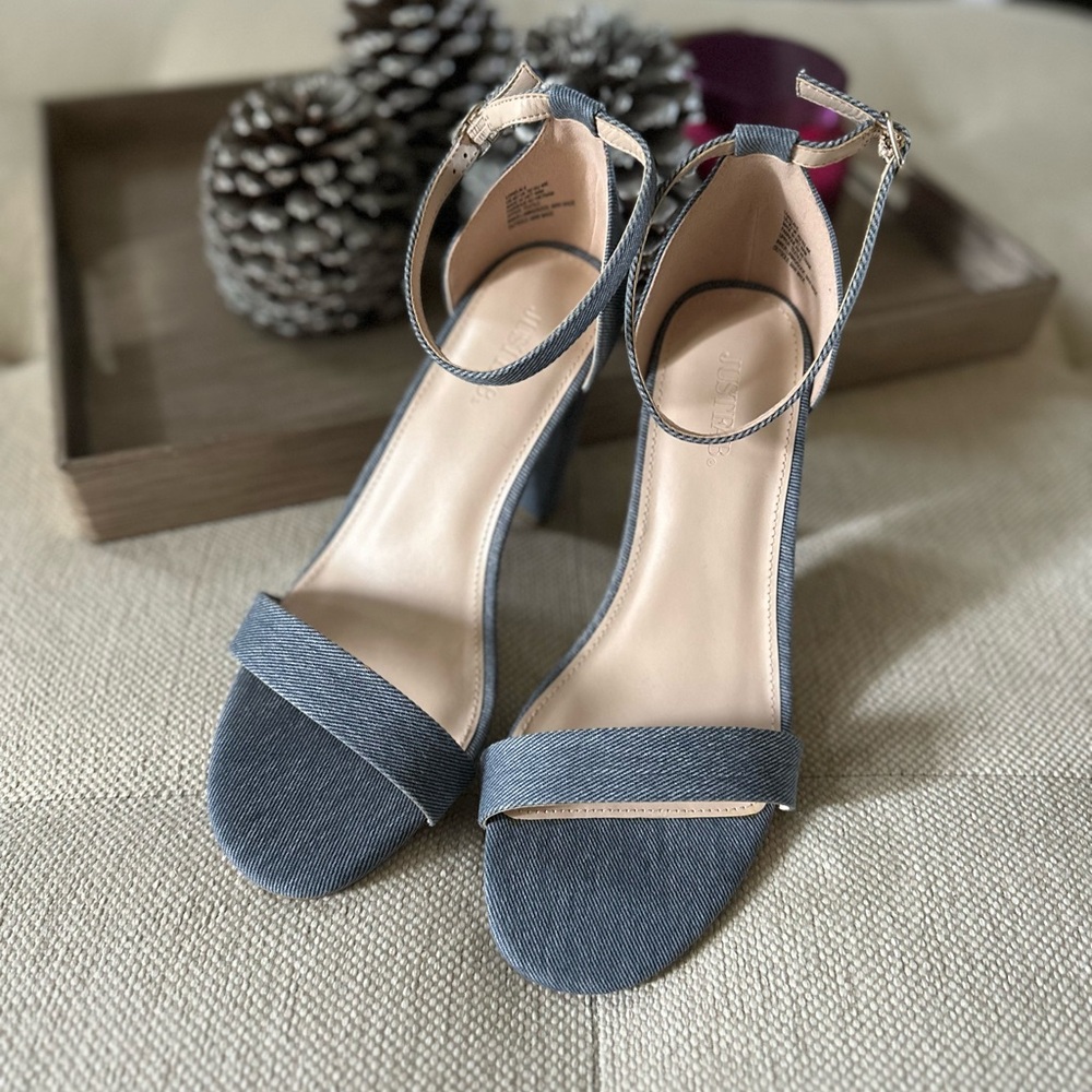Justfab- Denim Blue Women's Strappy Heels Size: 9‎ W